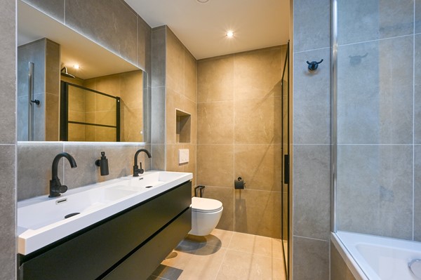 Medium property photo - Oog In 'T Zeilstraat, 2512 CC Den Haag